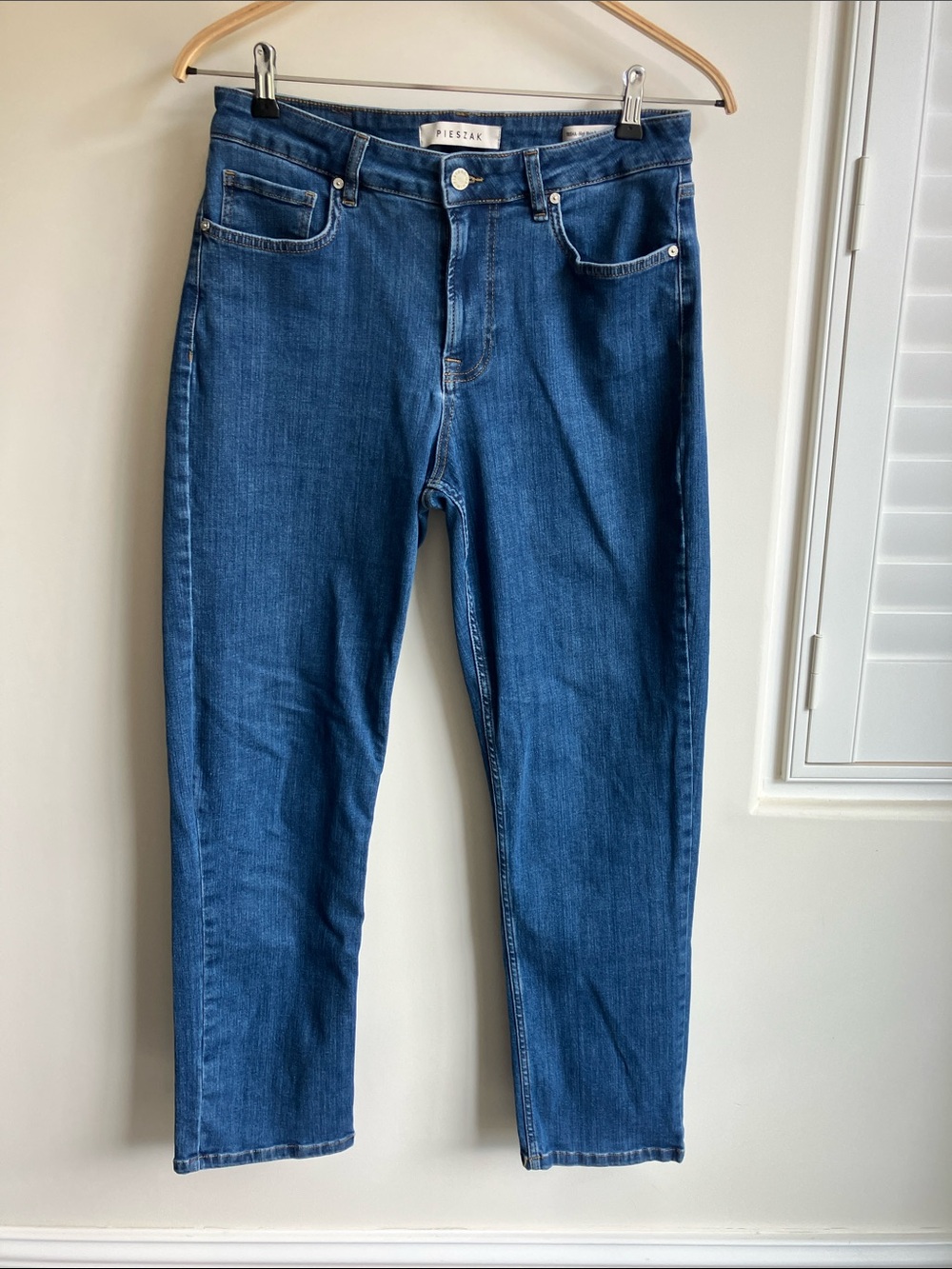 PIESZAK Trisha Swan Hi-Waist Regular Mid Blue Wash Stretch BF Jeans Size 30/32